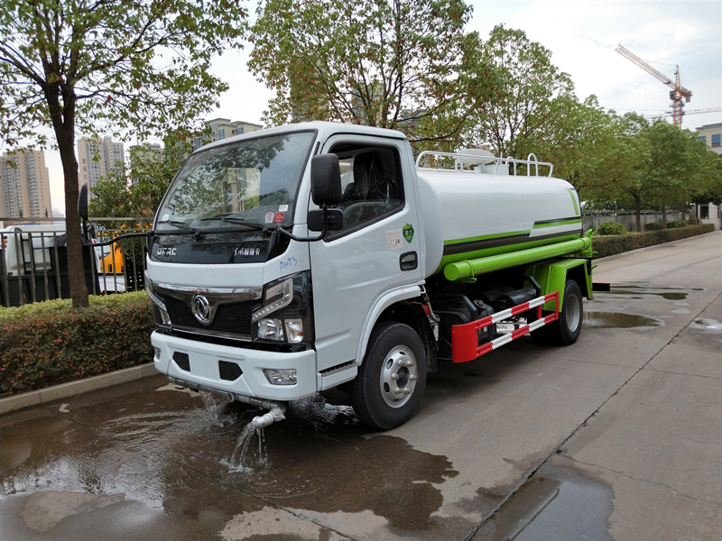 國六東風5噸灑水車 國六東風5噸灑水車